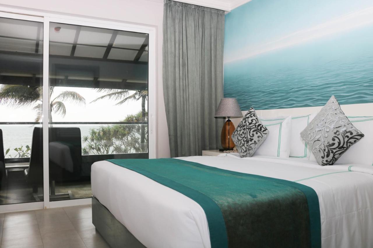 Earl'S Regent Negombo Hotel Exterior foto